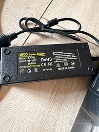 Aspiratore auto con caricatore