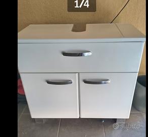 Mobile sotto per lavabo sospeso laccato
