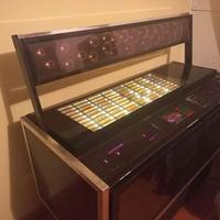 Jukebox SEEBURG REGENCY mod. FC1, con dischi a 45