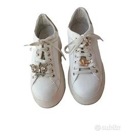 Sneakers Apepazza in pelle bianca.
