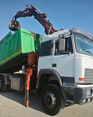 IVECO 190.36 cambio ZF caricatore e ribaltabile