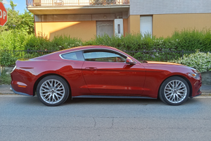 Ford Mustang ecobost 317 cv