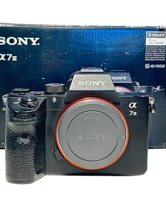 Sony Alpha A7III (GARANZIA 2 ANNI)