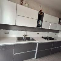 Cucina in vetro temprato