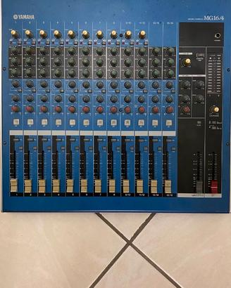 Mixer audio analogico Yamaha MG16/14