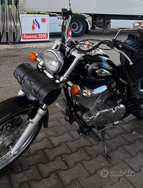 Suzuki Intruder 250 2000 - Cruiser classica