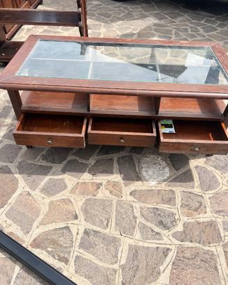 Mobili in puro legno