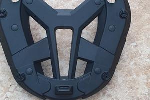 GIVI piastra completa di staffa  per BMW  F900XR