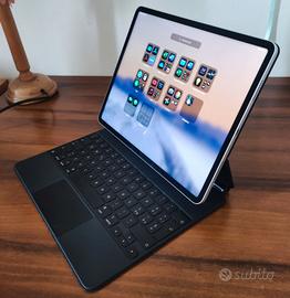 iPad pro (6 gen) + magic keyboard pari al nuovo 