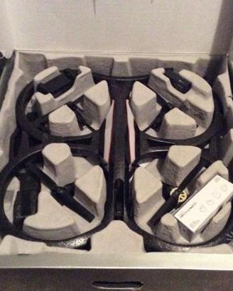 Drone quadricottero Parrot AR drone 2.0