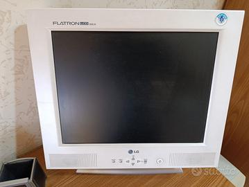 Monitor LG Flatron LCD 568LM