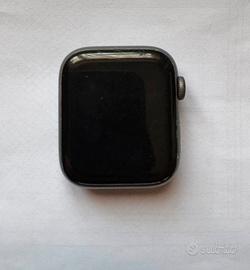 Apple Watch 4 GPS 44mm Grigio Siderale