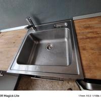 mobili cucina con lavastoviglie e piastra induzion