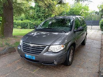 CHRYSLER VOYAGER 2.8CRD LX AUTO 7 posti - 172400km