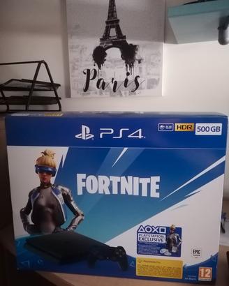 Ps4  black slim-500gb +1 joypad +8 giochi  omaggio