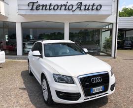 AUDI Q5 2.0 TFSI hybrid quattro tiptronic Advanc
