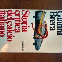 Libro Storia critica del calcio italiano