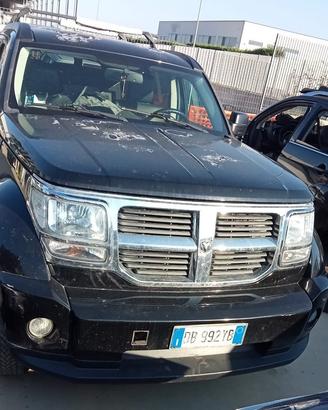 Ricambi anteriori-muso dodge nitro