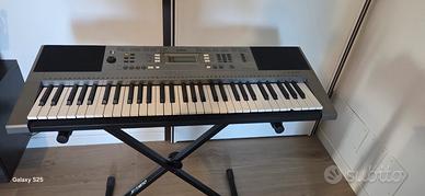 Tastiera Yamaha PSR-E353 + Supporto a X