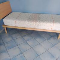 Letto rete doghe legno e materasso 80x200