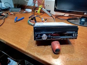 autoradio con schermo 