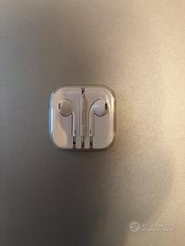 Earpods apple jack