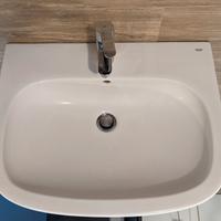 Lavandino e rubinetto Grohe