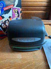 Polaroid 600 istant camera