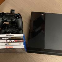 Play Station 4 500GB + 2 Controller + 5 giochi