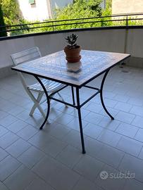 Tavolino da esterno