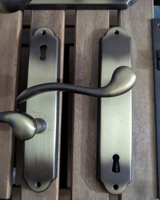 Maniglie Colombo per 5 porte