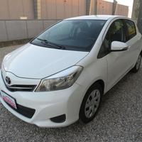 TOYOTA Yaris 1.0 5 porte Active - NEOPATENTATI