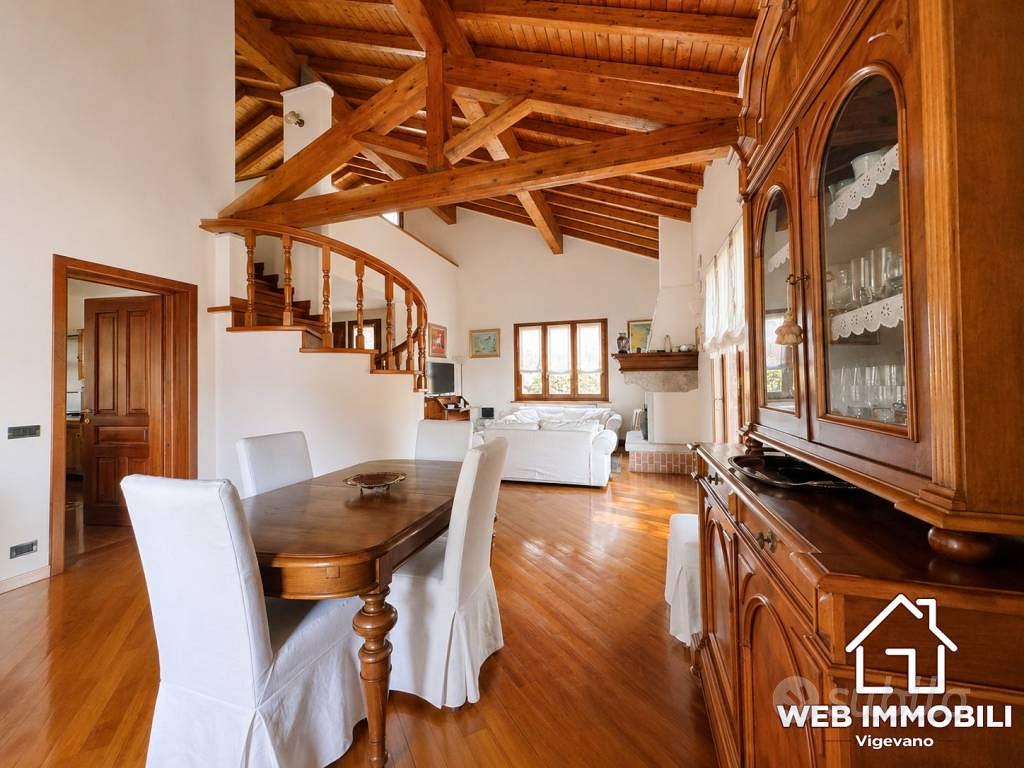 House in Mede - Altro