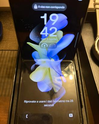 Samsung Z FLIP 4 + Accessori