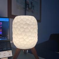 Lampada singola con illuminazione a LED, porta USB