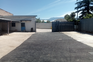 Capannoni categoria C3 di 330 mq