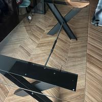 Tavolo moderno in vetro e metallo - design elegant