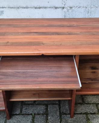 scrivania artigianale  in legno