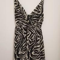 Vestito zebrato con scollo a V incrociato 