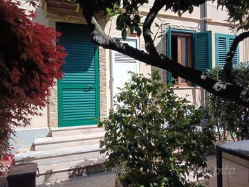 Casa autonoma, zona tranquilla, centrale