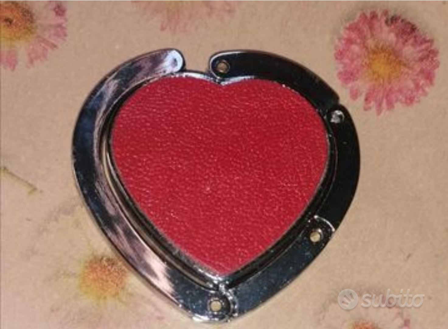 appendi borsa cuore