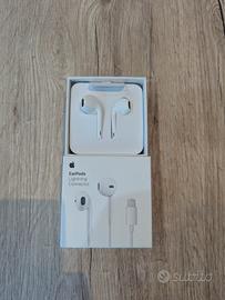 Apple EarPods Lighting Connector