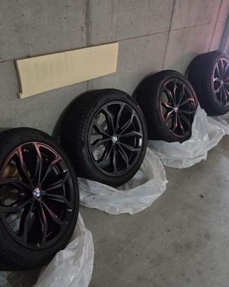 Kit cerchi e gomme Invernali 20" Originali BMW - G
