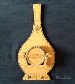 appendino in legno da cucina con 6 sottobicchieri