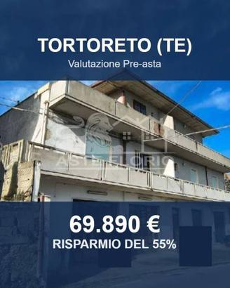 Immobile in asta di 443 m² con più di 5 locali e b