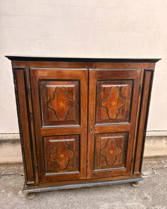 Grande credenza antica dell’800