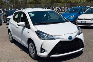 Toyota Yaris 1.5 Hybrid 5 porte Active