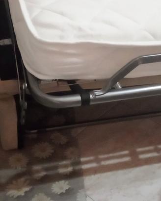 divano  letto matrimoniale nuovissimo materasso al