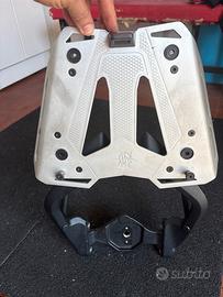 Codino e piastra per bauletto mv turismo veloce