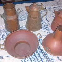 5 oggetti in rame vintage - teiere imbuto insalat.